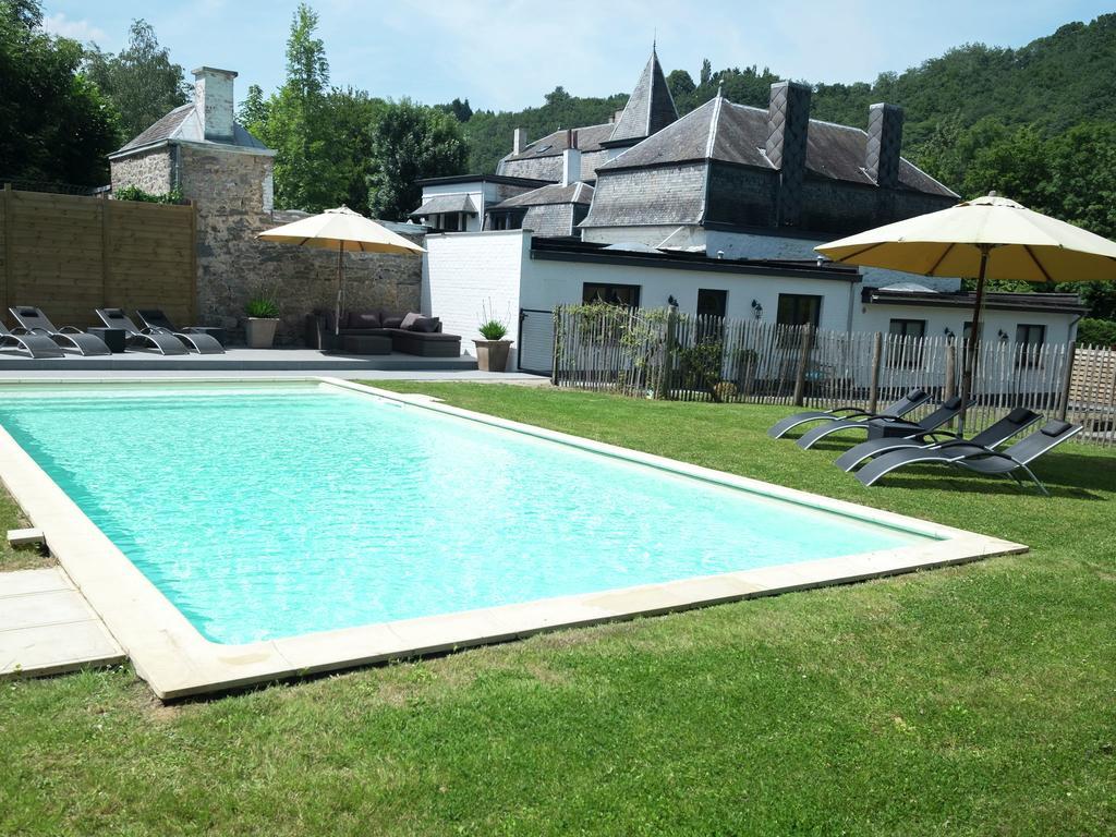 Modern Mansion In Hasti Re Par Del With Pool Hastiere-par-dela Exterior foto